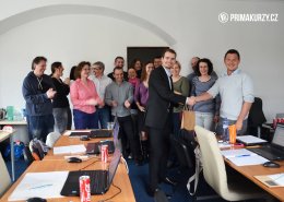 Úspěšné ukončení kurzu a předání daru Davidovi