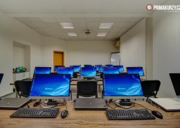 Školící místnost pro kurz online marketingu